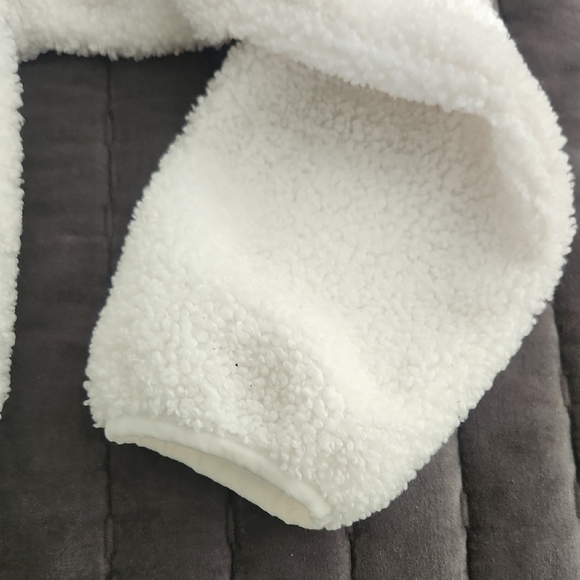 Old Navy White Teddy Jacket - Picture 5 of 5